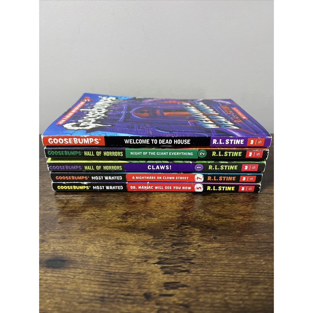 Goosebumps Lot Hall of Horrors 1,2 &Most Wanted 5,7 & Welcome to Dead House Book